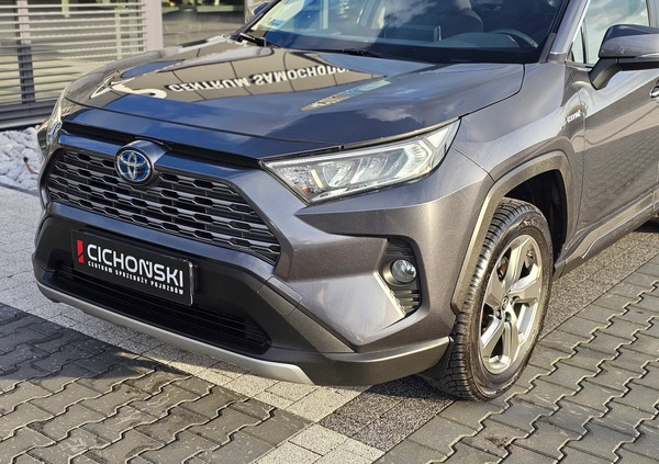 Toyota RAV4 cena 93900 przebieg: 178992, rok produkcji 2019 z Szlichtyngowa małe 742